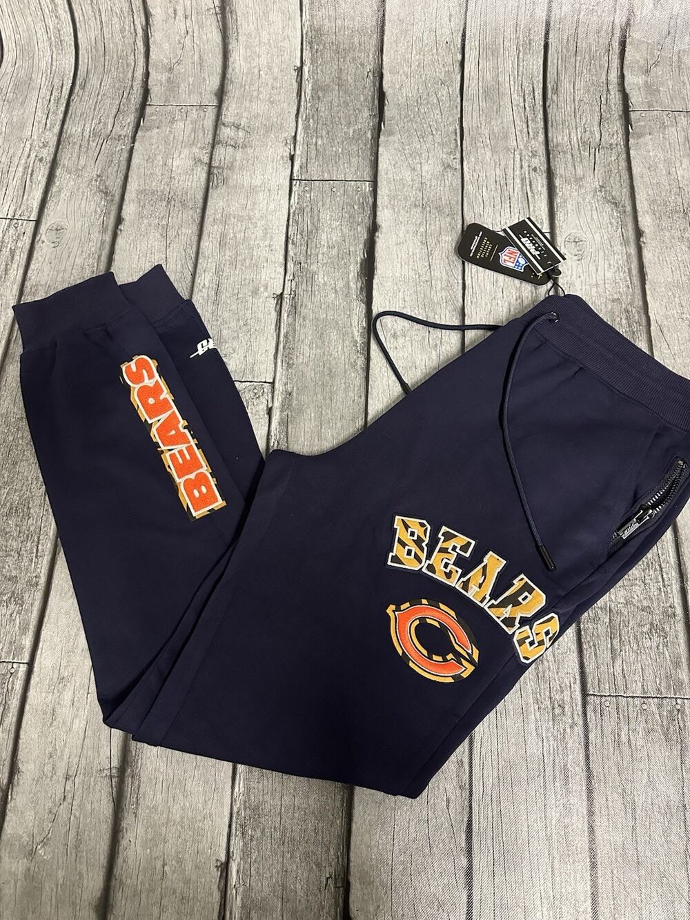 NWT Men’s Pro Standard Chicago Bears Sweatpants Joggers Large Navy Patches